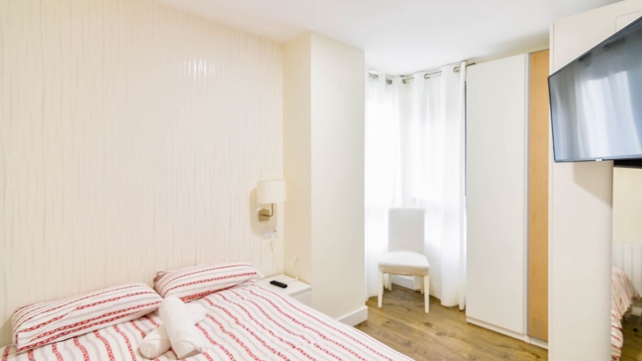 Photo of Bedroom in Somo