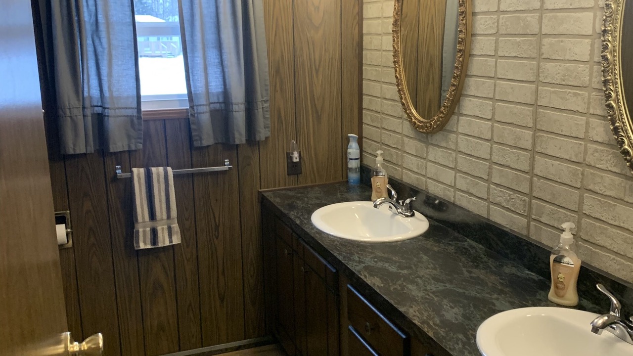 Photo of Bathroom in Grand Marais