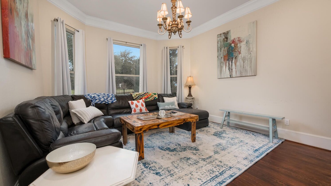 Photo of Livingroom in Brazos