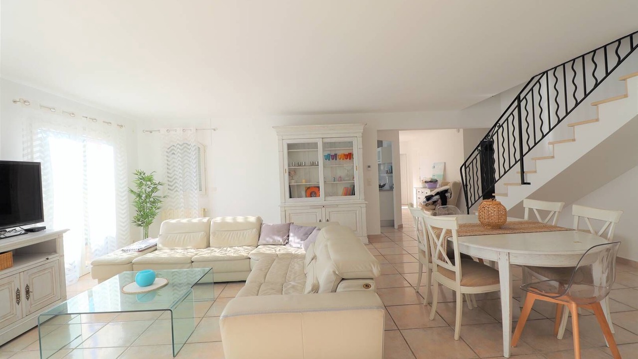Photo of Livingroom in Le Grau-Du-Roi
