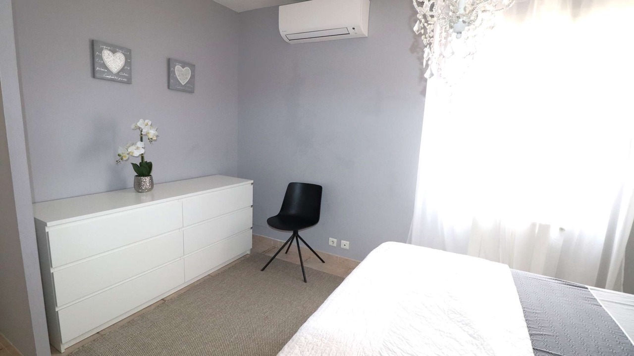 Photo of Bedroom in Le Grau-Du-Roi