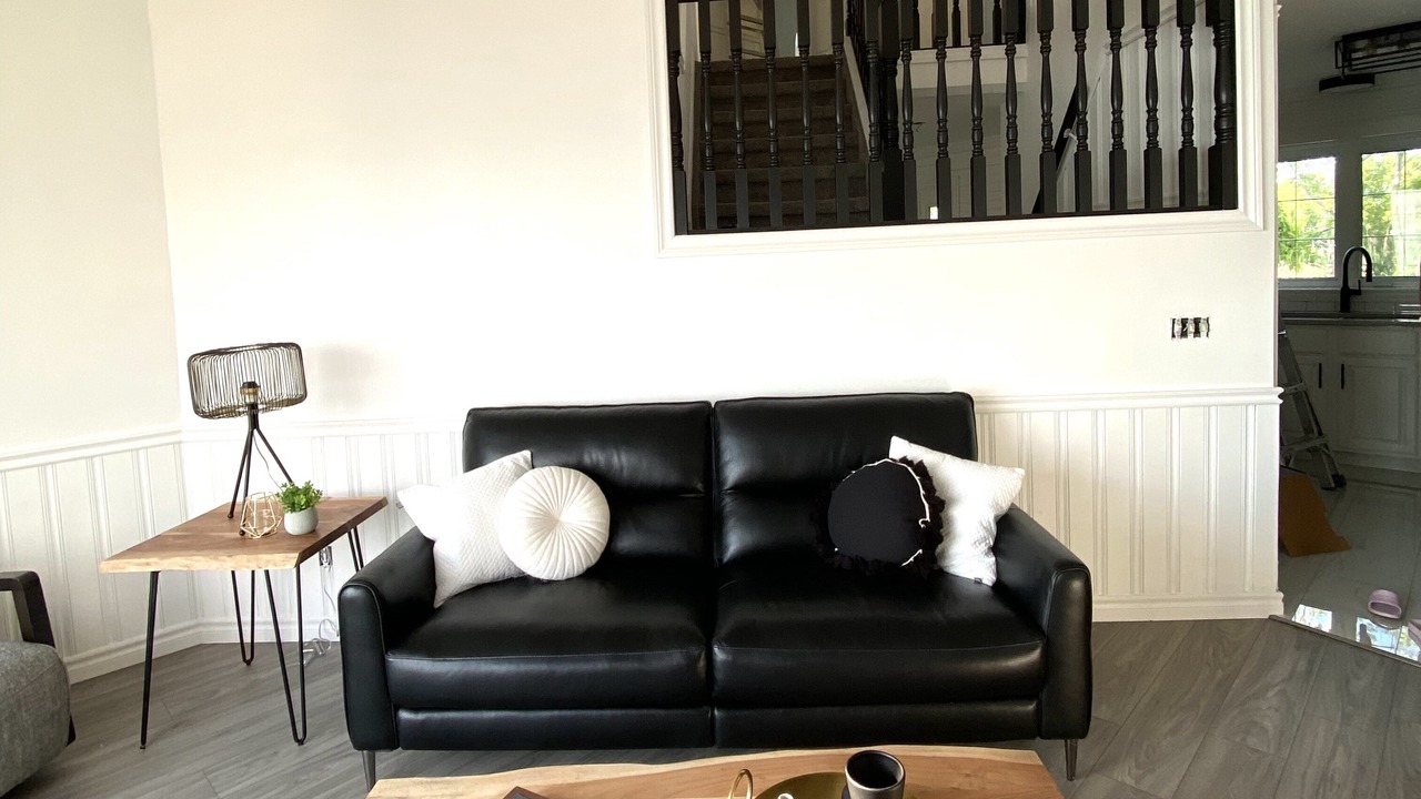 Photo of Livingroom in Leamington