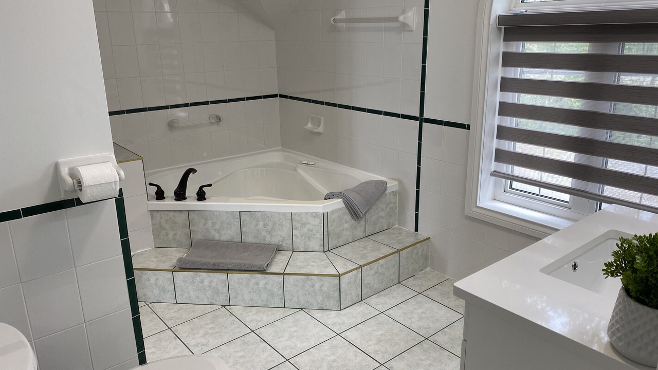 Photo of Bathroom in Leamington