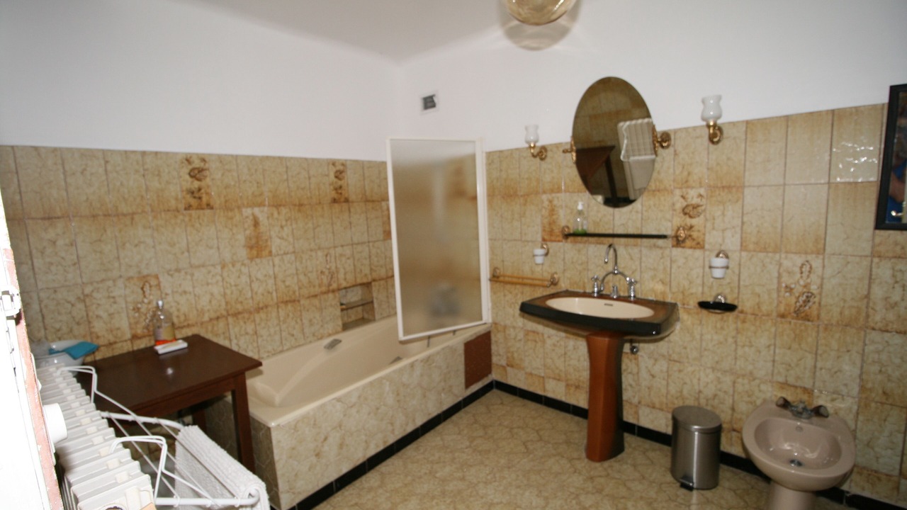 Photo of Bathroom in Gravieres