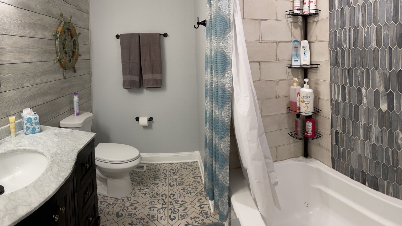 Photo of Bathroom in Round Lake