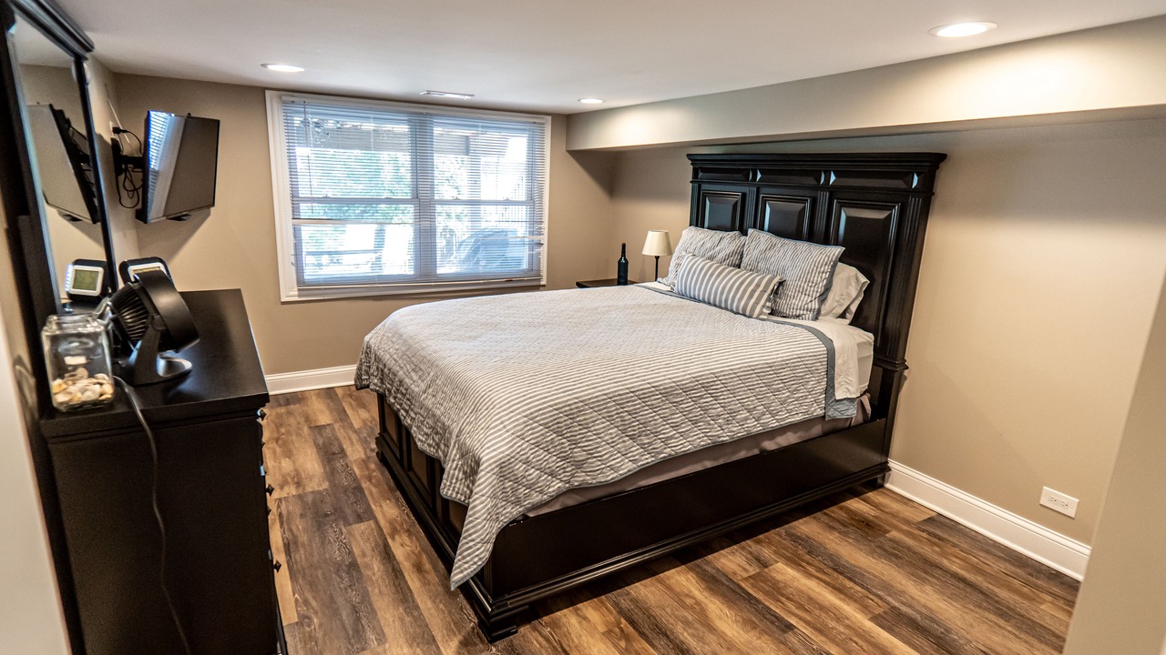 Photo of Bedroom in Round Lake