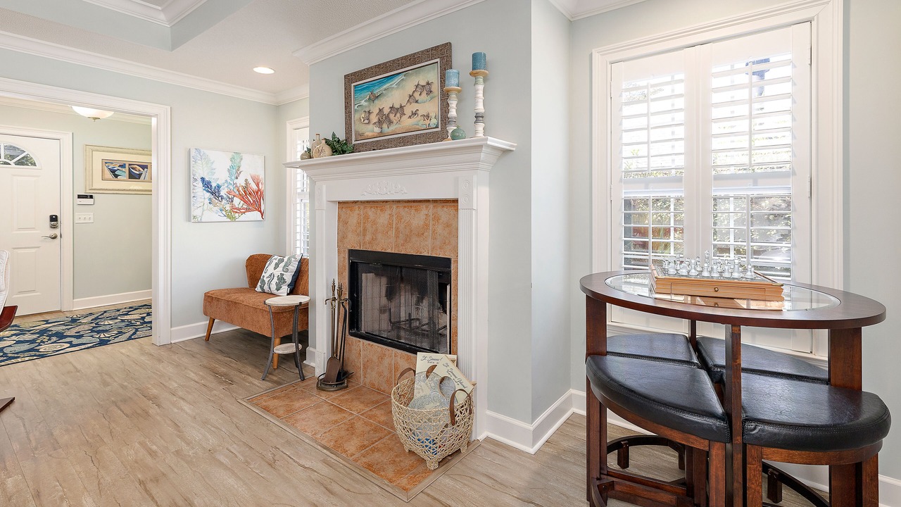 Photo of Livingroom in Demere Park