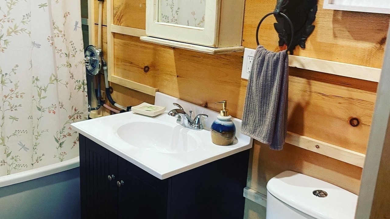 Photo of Bathroom in Meaford