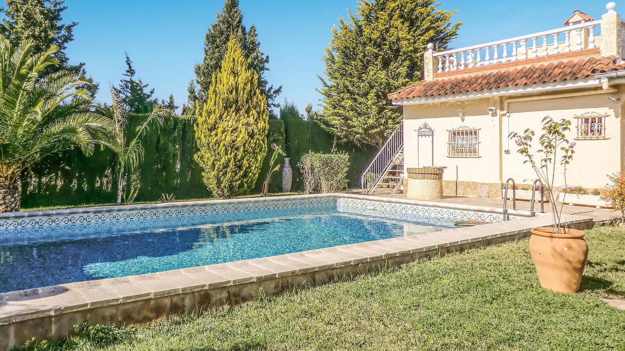 Photo of Outdoor in La Pobla de Vallbona