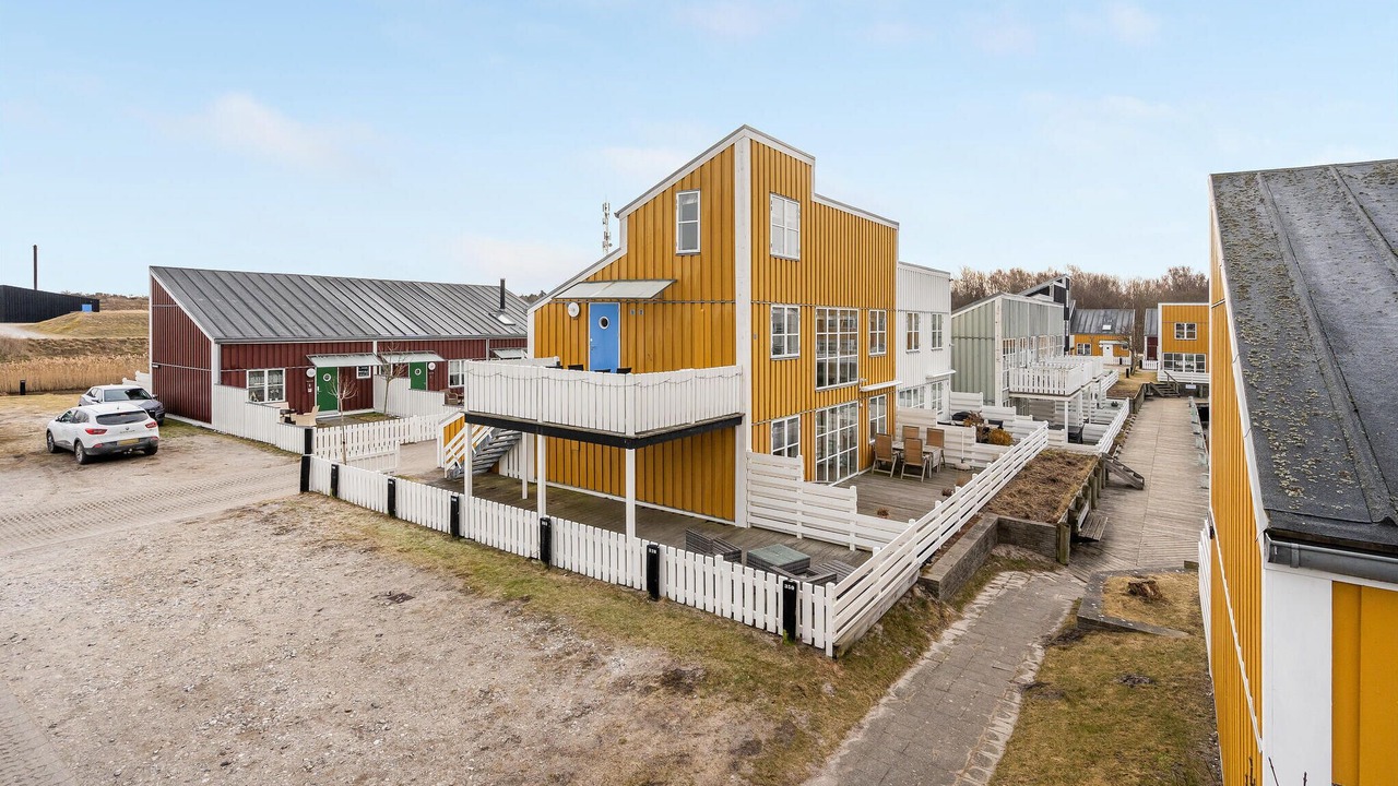 Photo of Others in Øer Strand