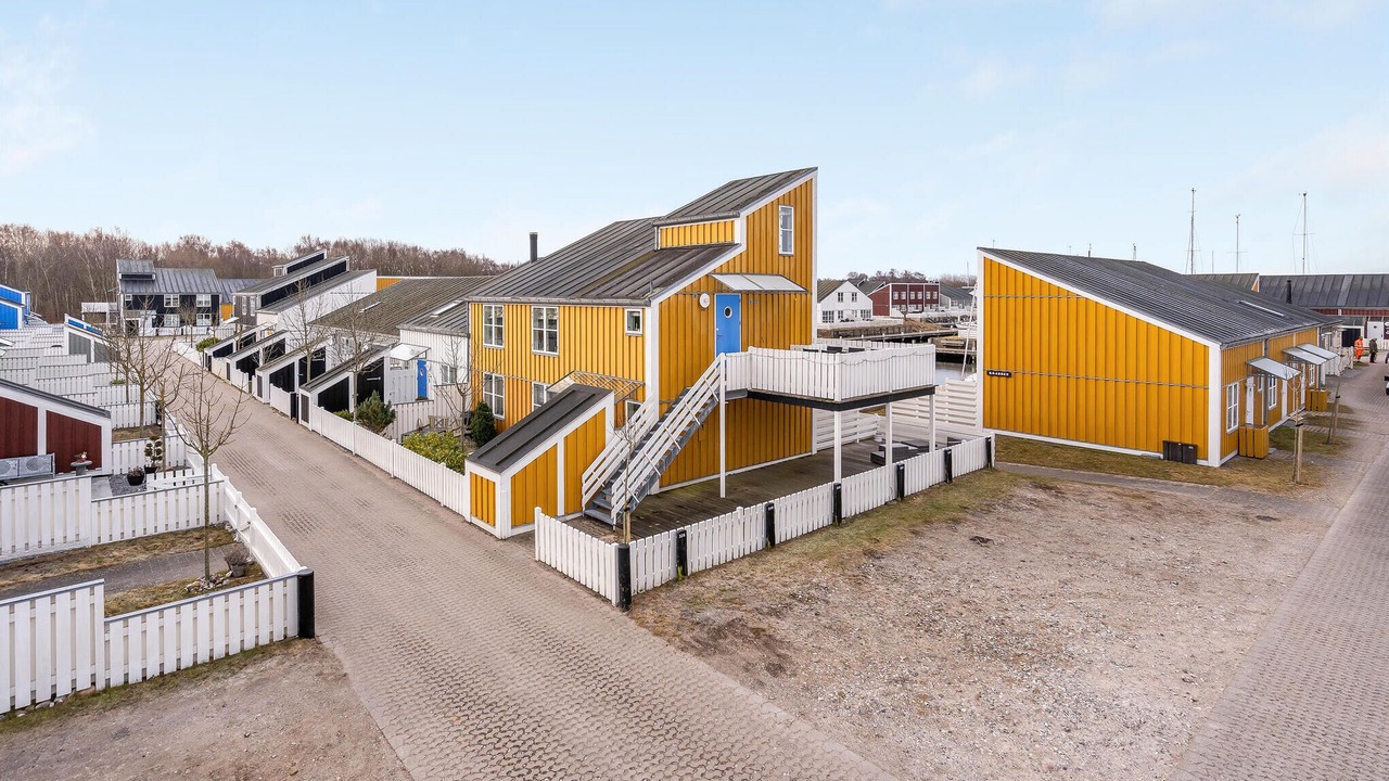 Photo of Others in Øer Strand