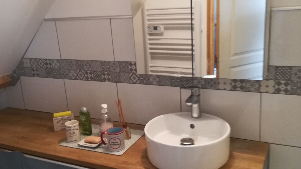 Photo of Bathroom in Crasville