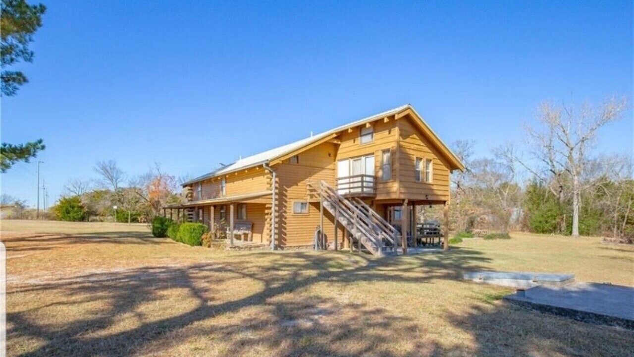 Photo of Outdoor in Sulphur