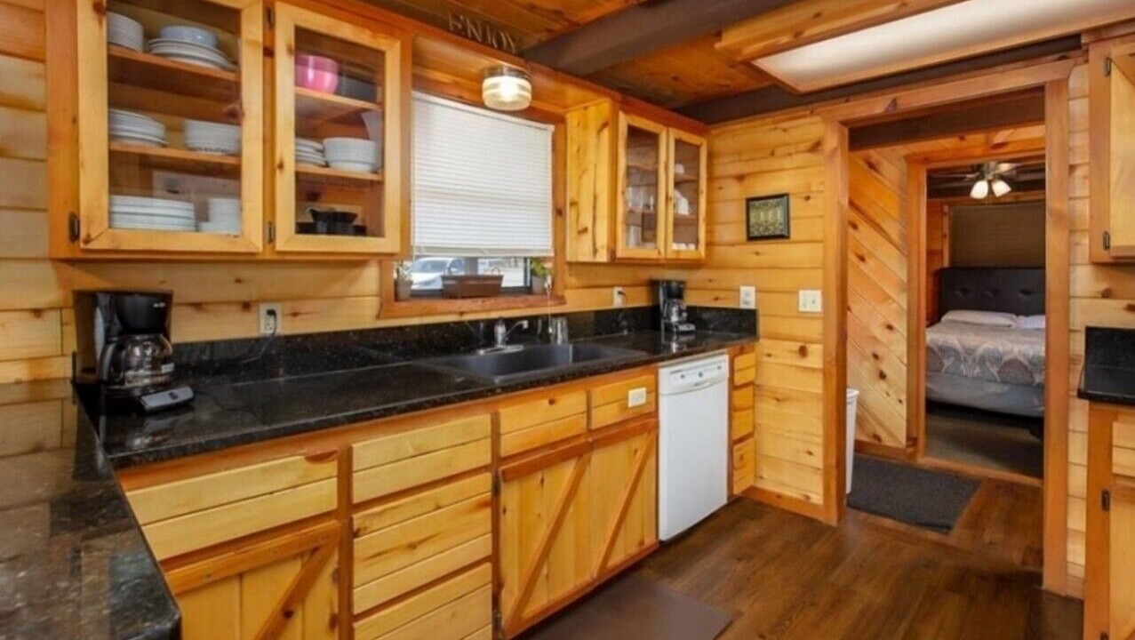 Photo of Kitchen in Sulphur