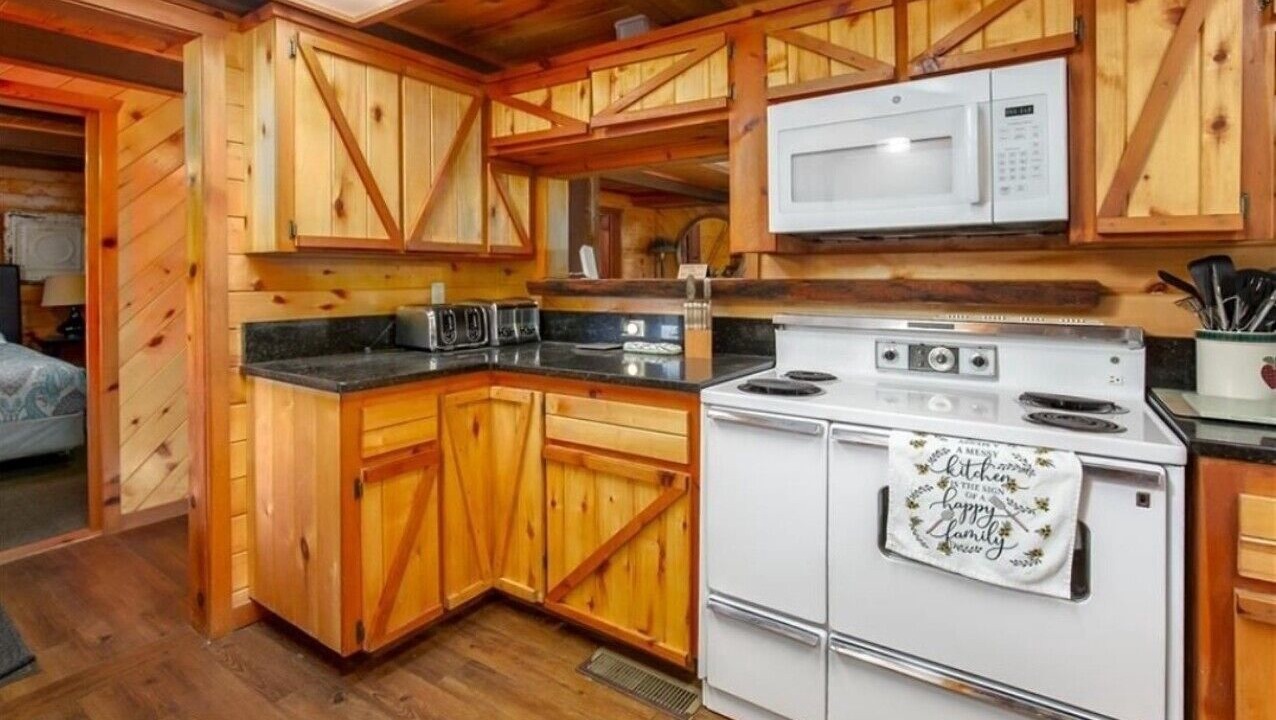 Photo of Kitchen in Sulphur