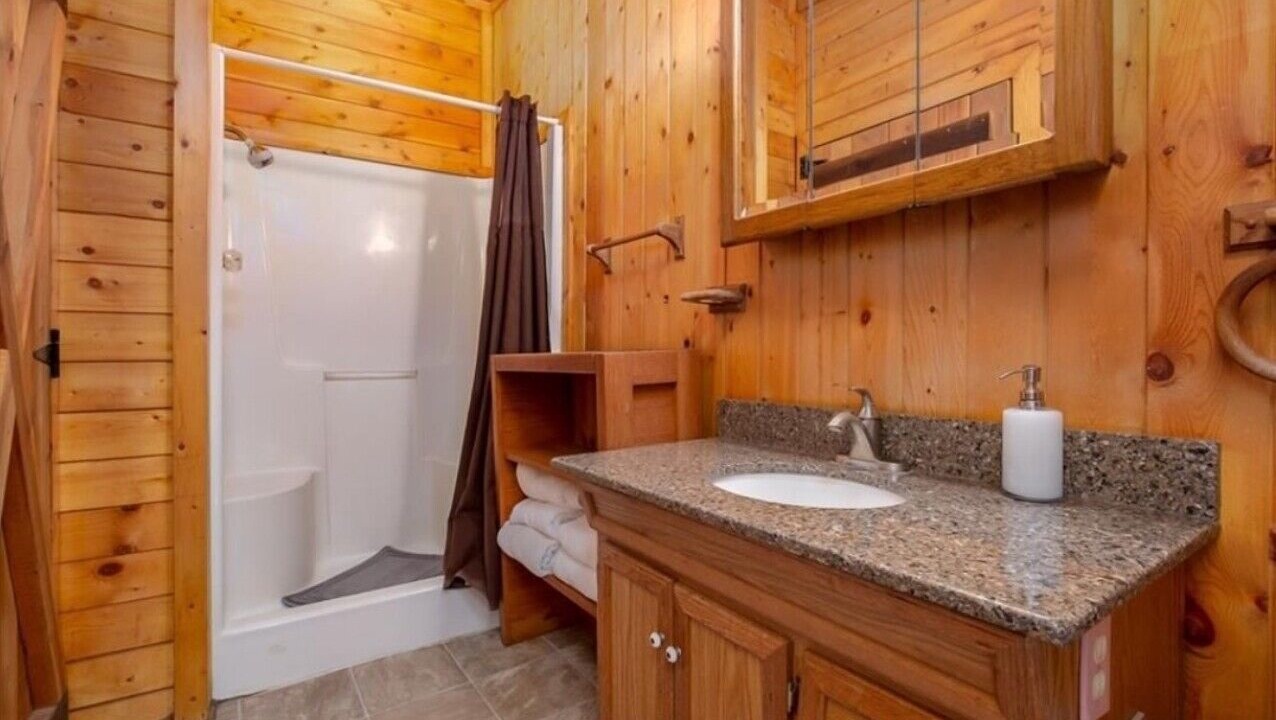 Photo of Bathroom in Sulphur