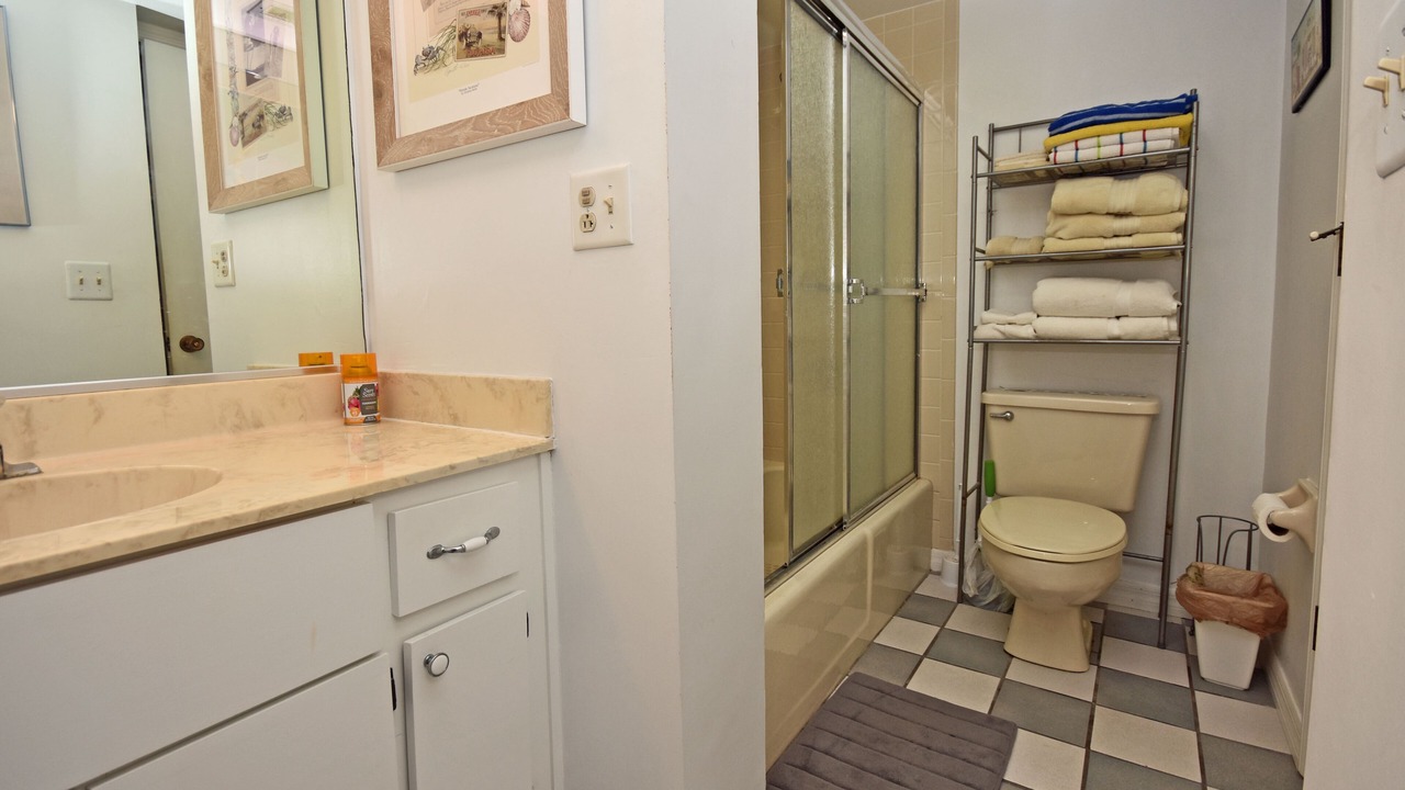 Photo of Bathroom in Englewood