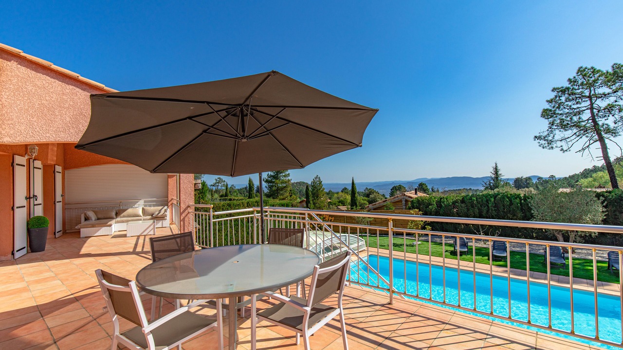 Photo of Outdoor in Banne