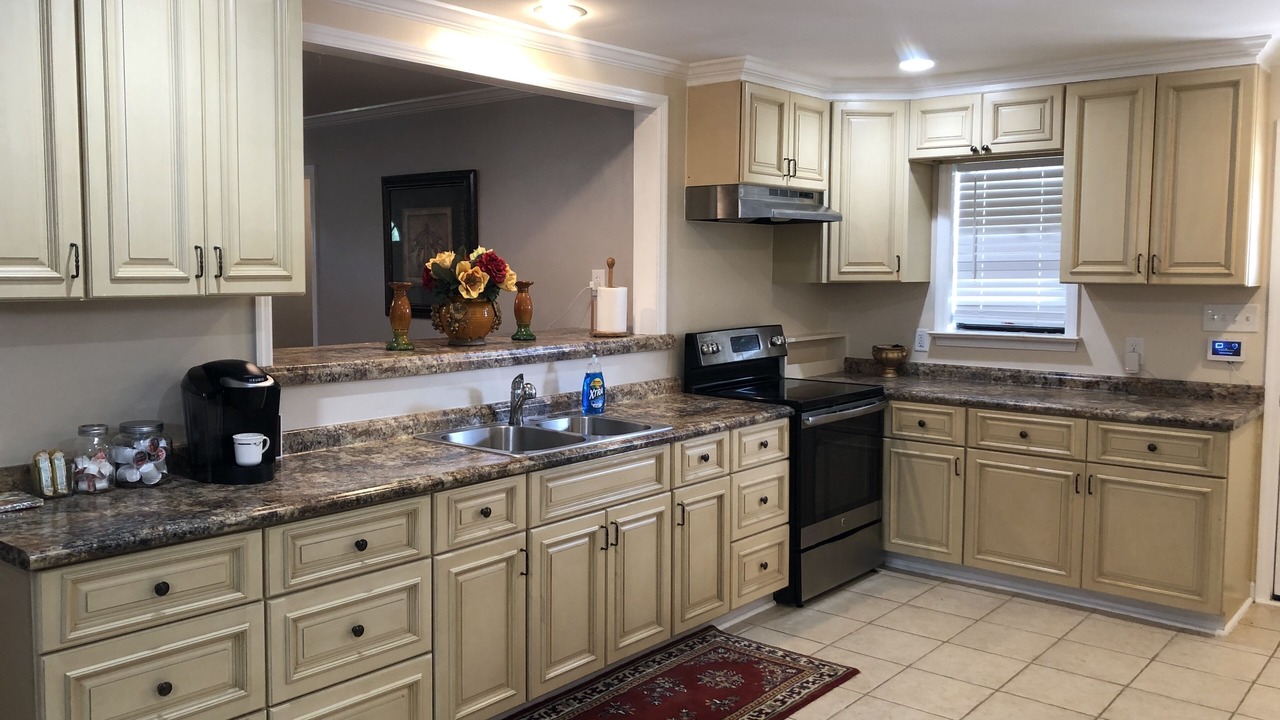 Photo of Kitchen in Pine Mountain Valley