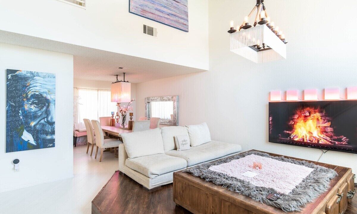 Photo of Livingroom in San Bernardino