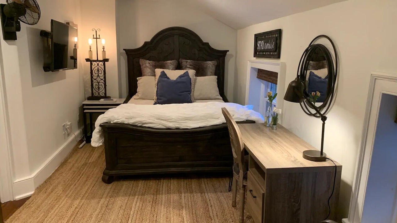 Photo of Bedroom in Mount Vernon