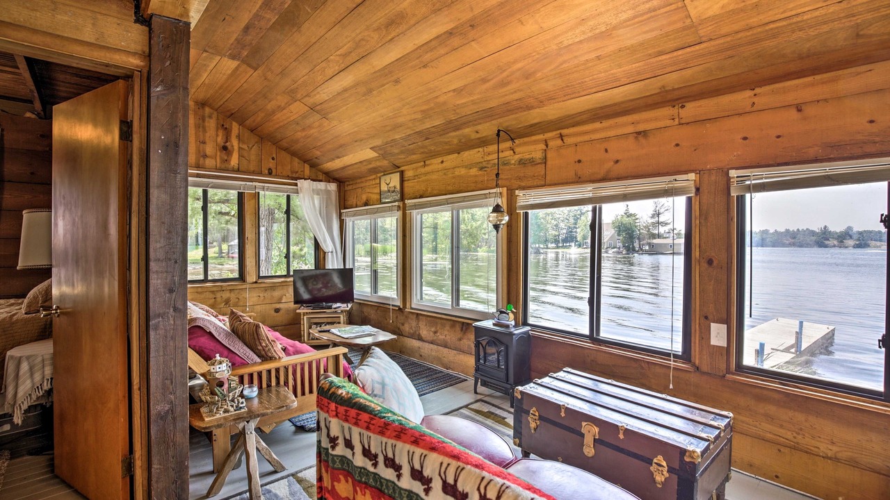 Photo of Bedroom in Chippewa Bay