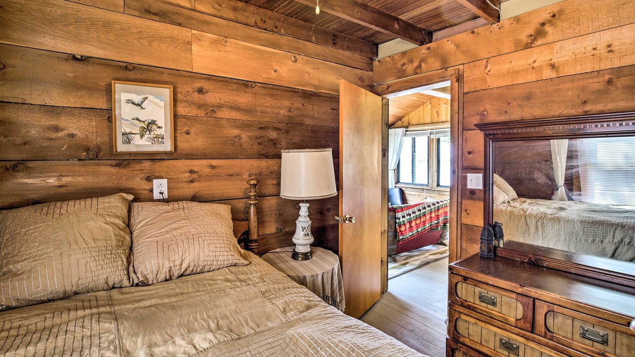 Photo of Bedroom in Chippewa Bay