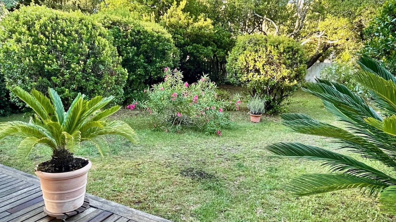 Photo of Outdoor in Le Canon