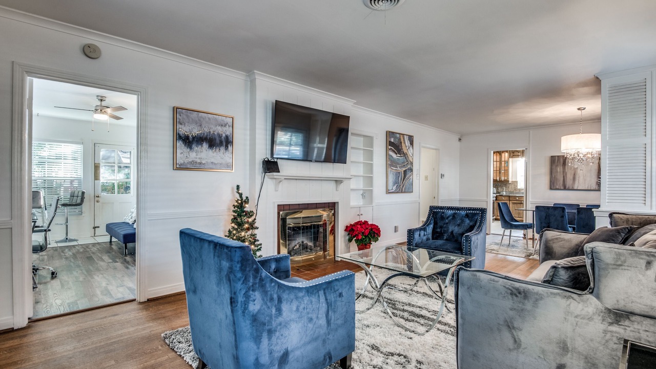 Photo of Livingroom in Dallas