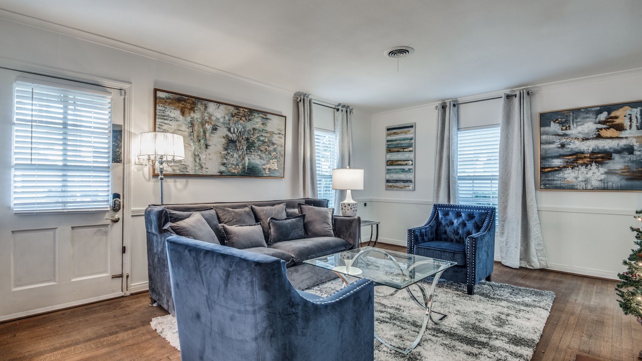 Photo of Livingroom in Dallas