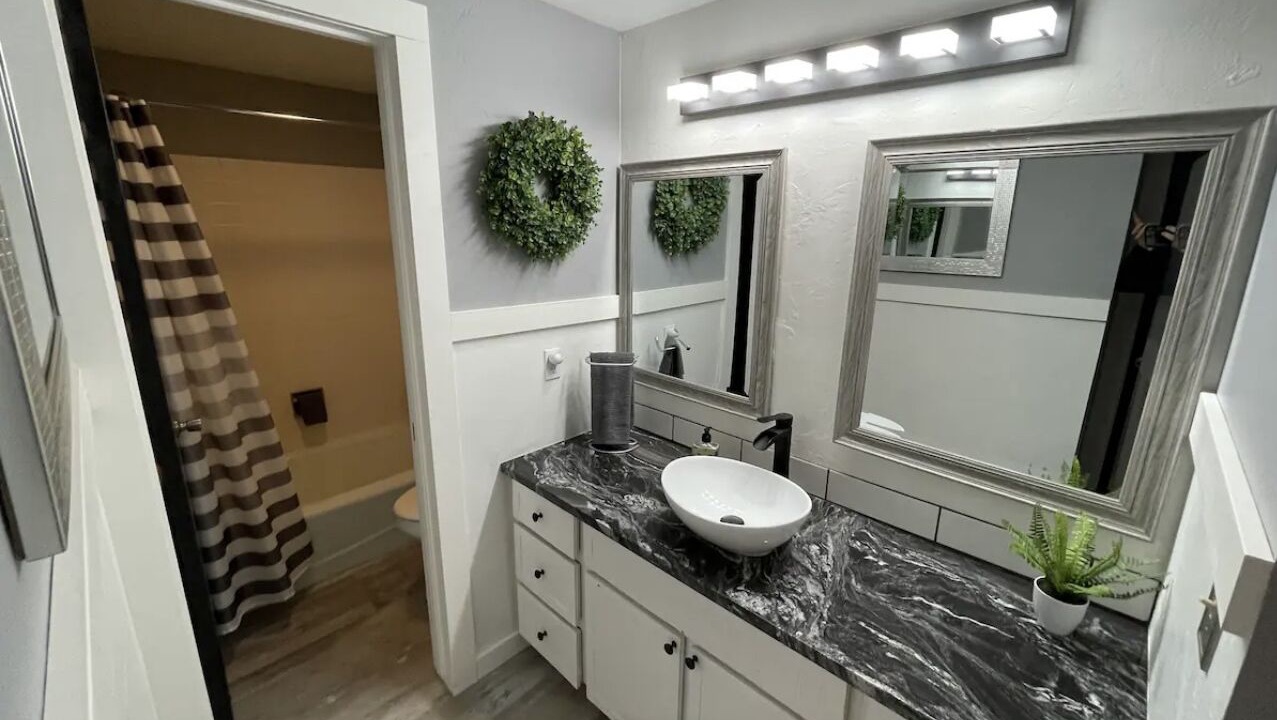 Photo of Bathroom in Castle Dale