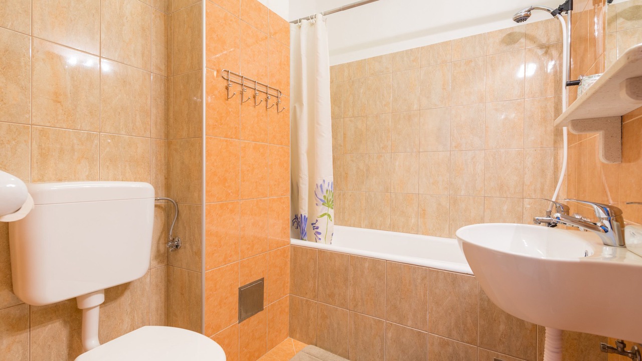 Photo of Bathroom in Gornji Kono
