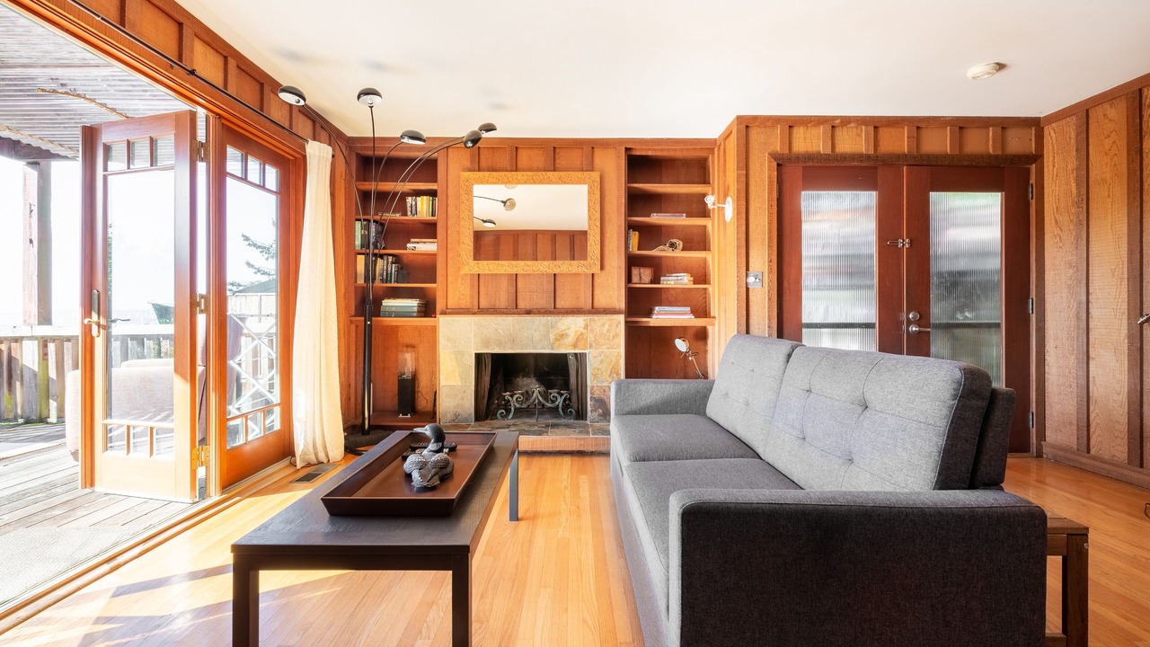 Photo of Livingroom in Berkeley