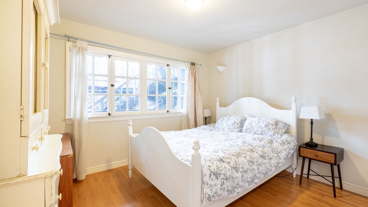Photo of Bedroom in Berkeley