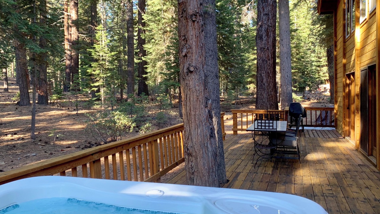 Photo of Patio Balcony in Carnelian Bay