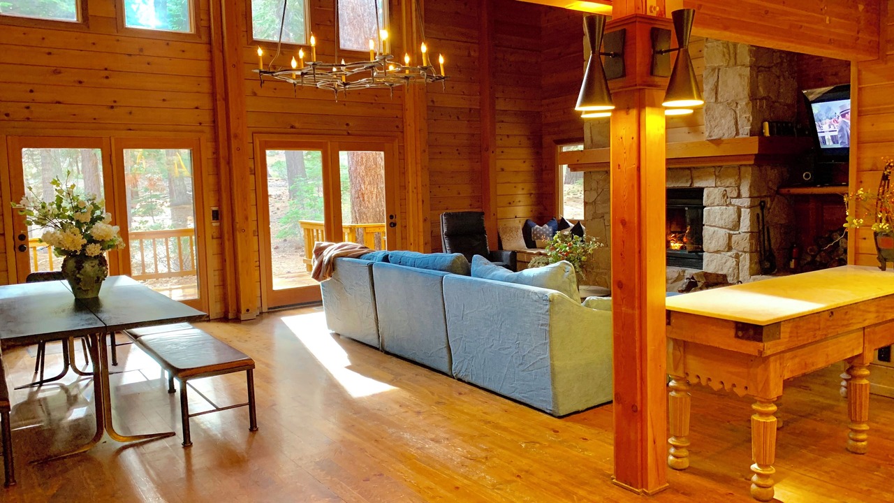 Photo of Livingroom in Carnelian Bay