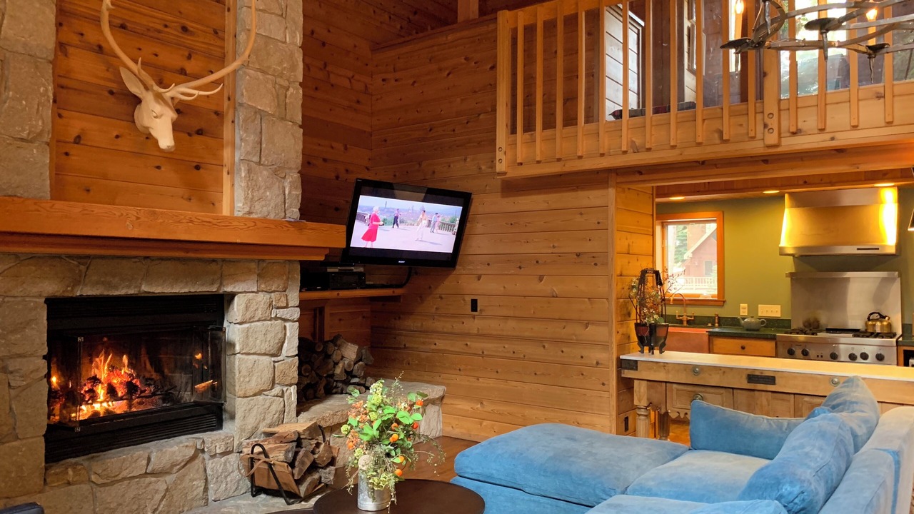 Photo of Livingroom in Carnelian Bay