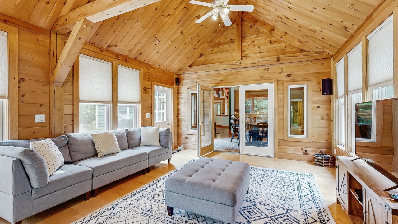 Photo of Livingroom in Freedom