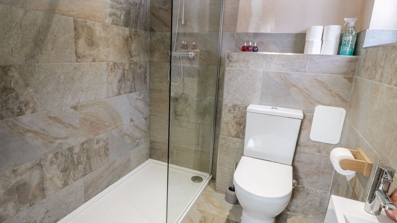 Photo of Bathroom in Ascog