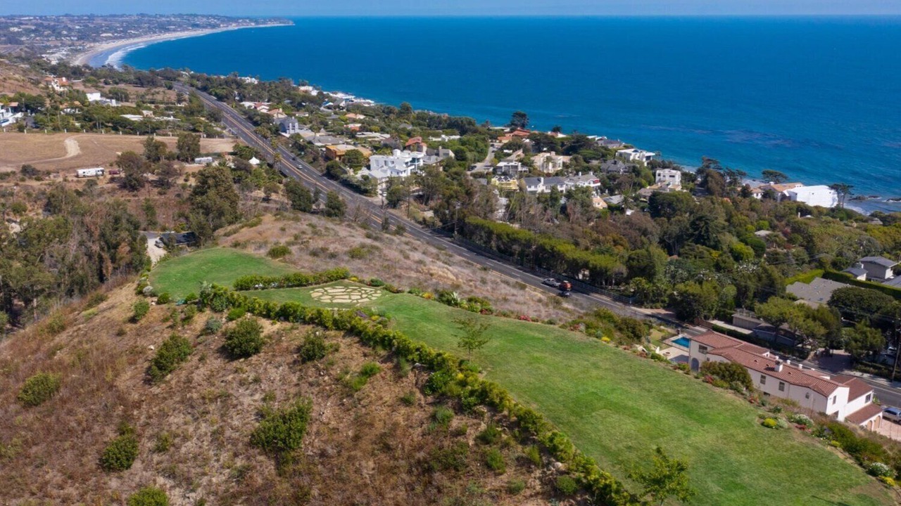 Photo of Others in Western Malibu