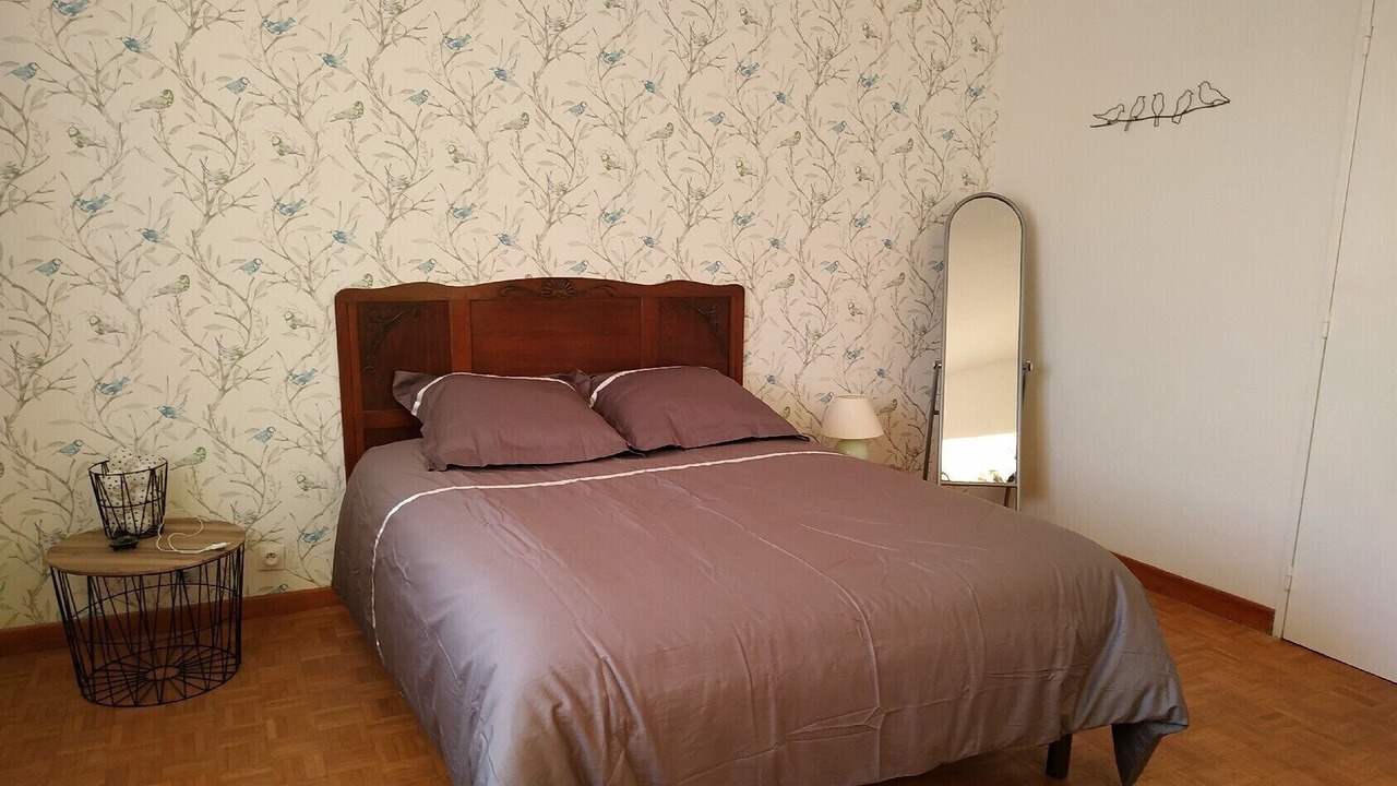 Photo of Bedroom in Euville