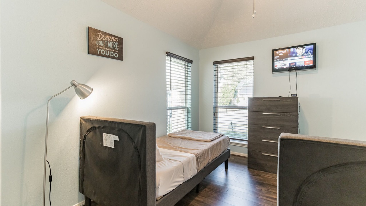 Photo of Bedroom in Greater Fondren Southwest