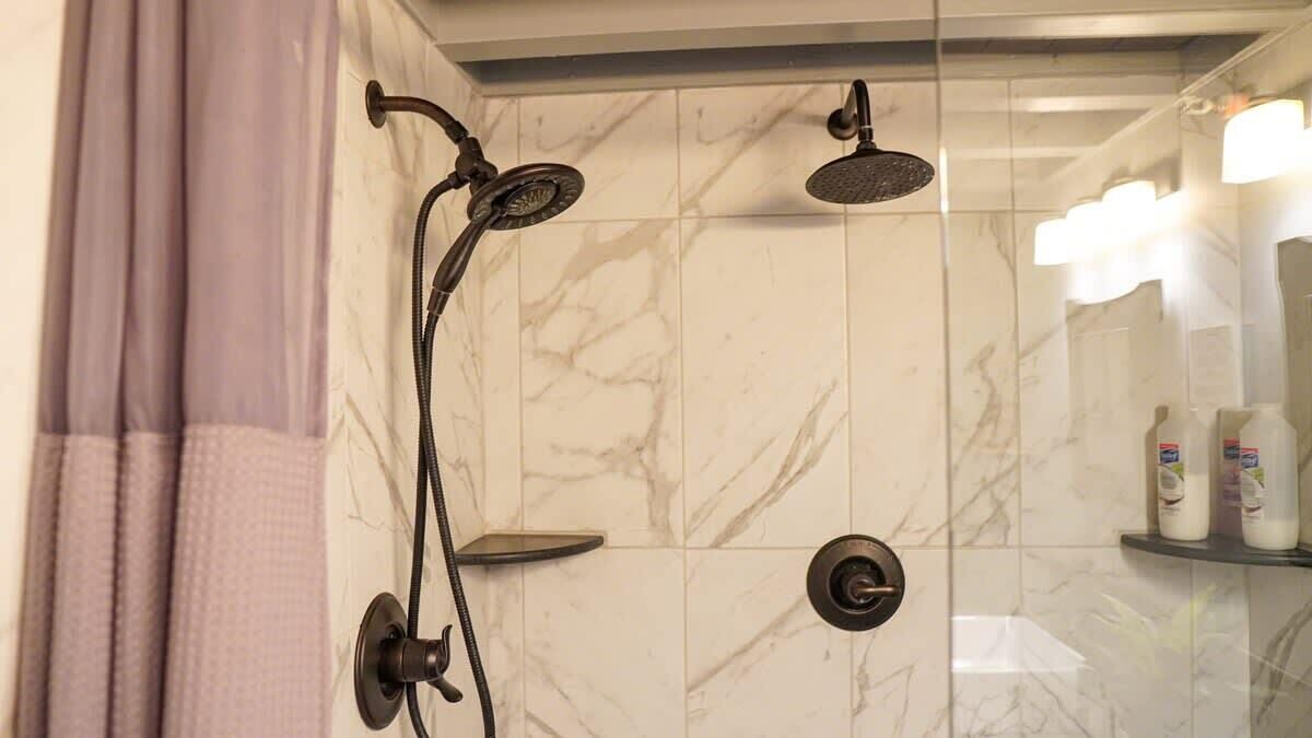 Photo of Bathroom in Niles