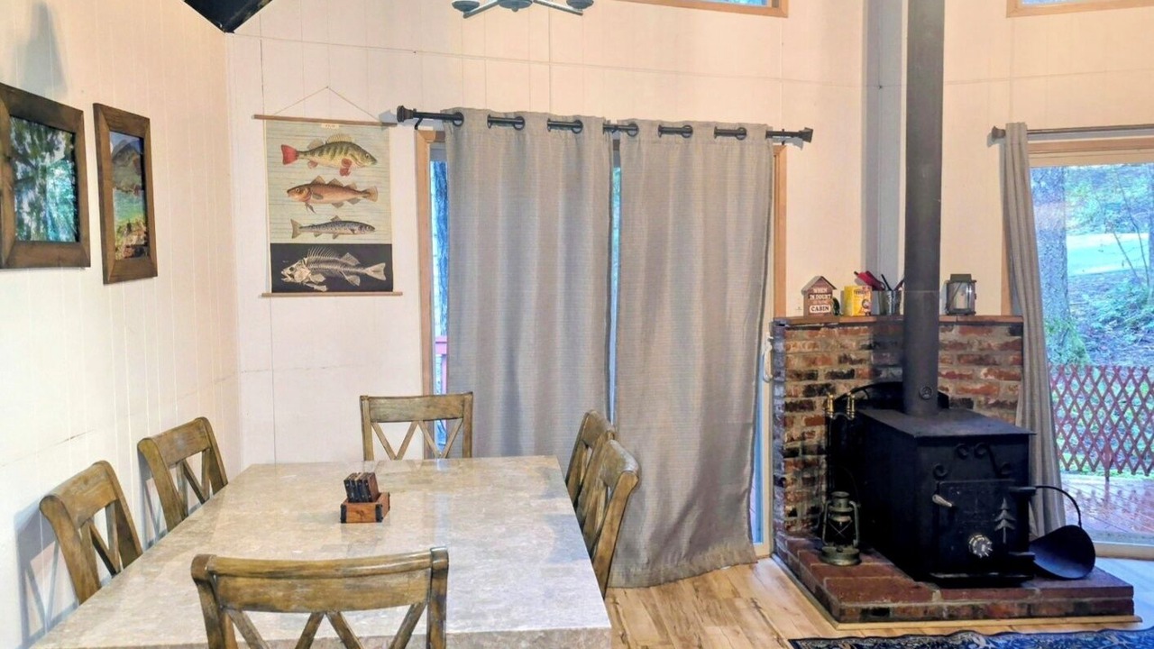 Photo of Bedroom in Hoodsport