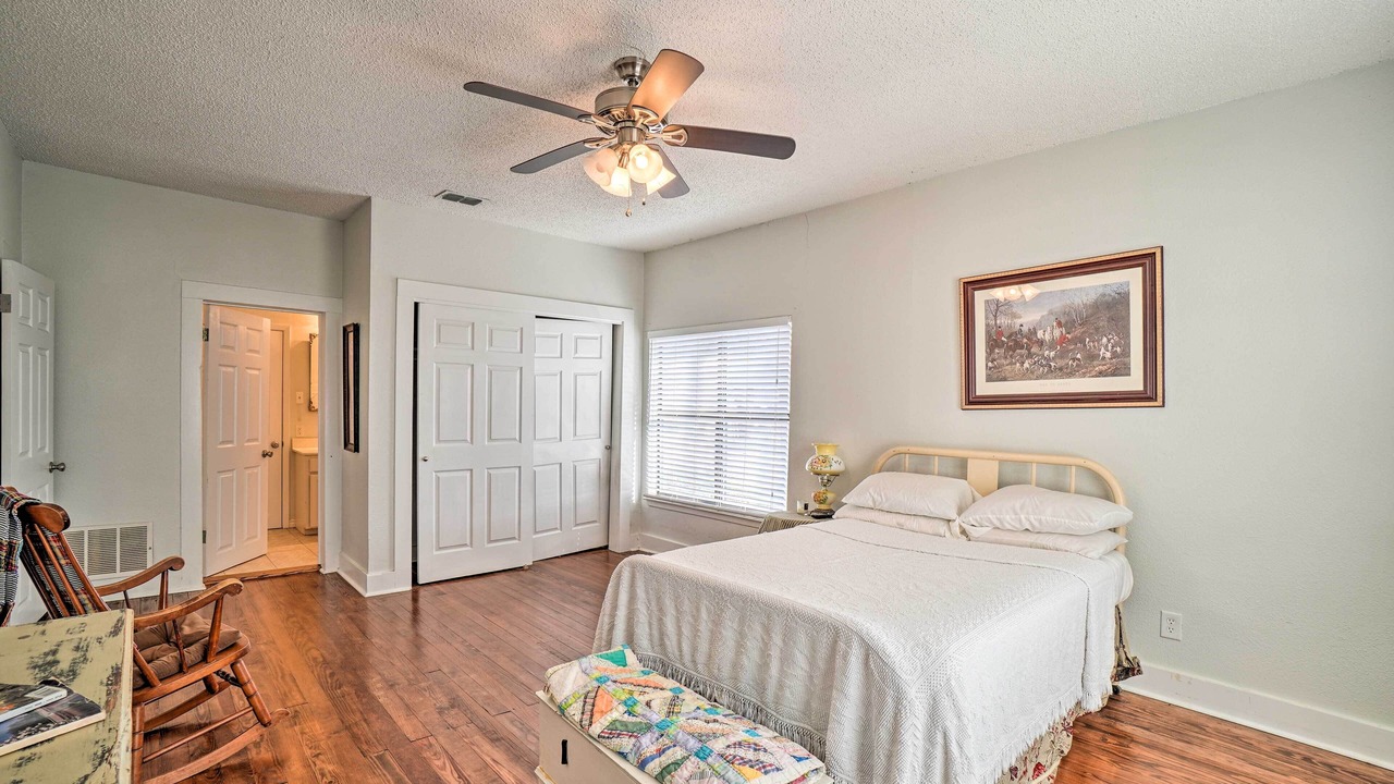 Photo of Bathroom in Jacksboro