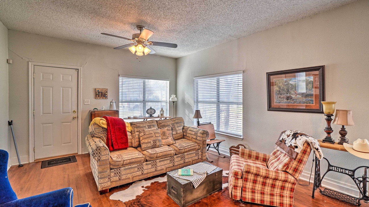 Photo of Bedroom in Jacksboro
