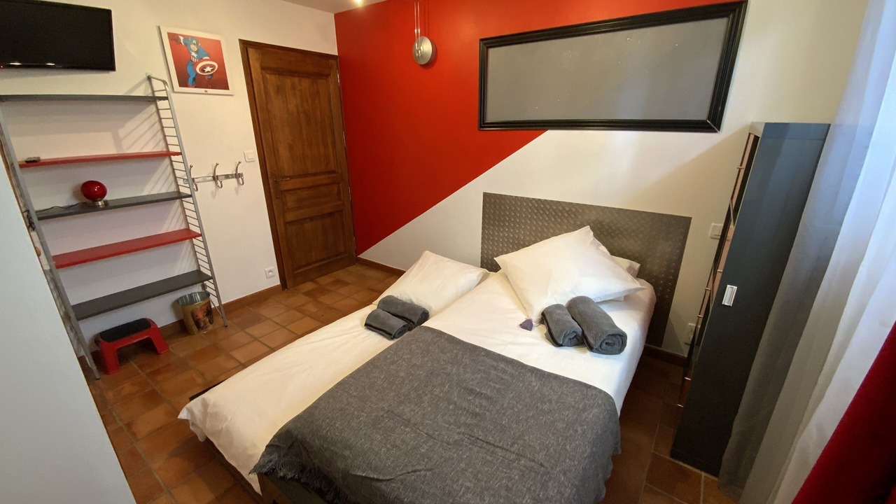 Photo of Bedroom in Piolenc