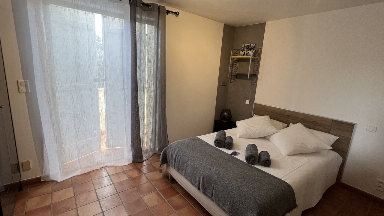 Photo of Bedroom in Piolenc