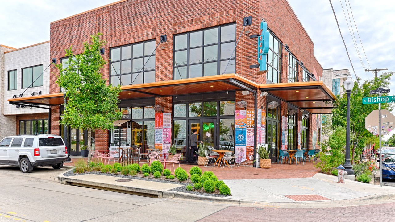 Photo of Others in Oak Cliff