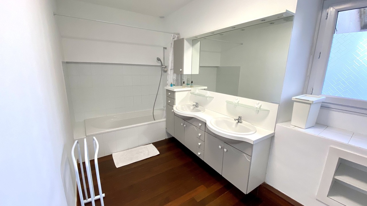 Photo of Bathroom in Cesson-Sevigne